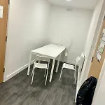 Blue High Sky Center Apartment *