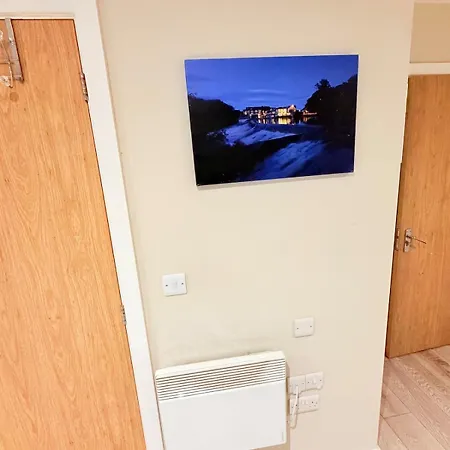 Blue High Sky Center *