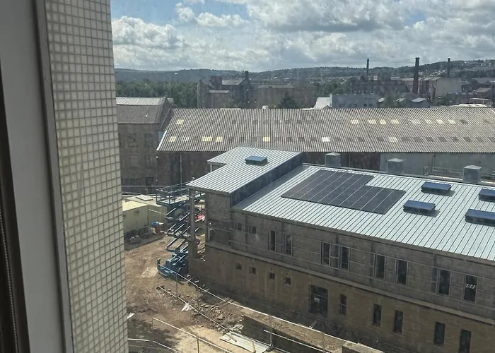 Blue High Sky Center *